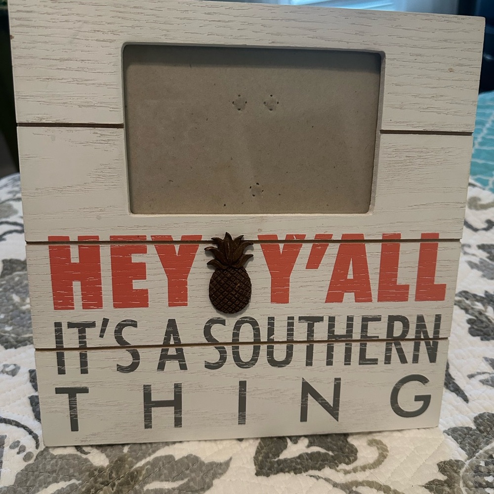 White and Red Rustic Picture Frame Accent